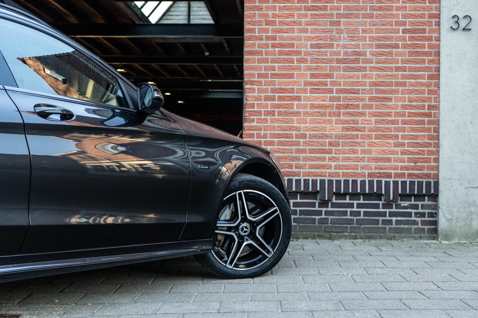 Foto van Mercedes-Benz C 300 E