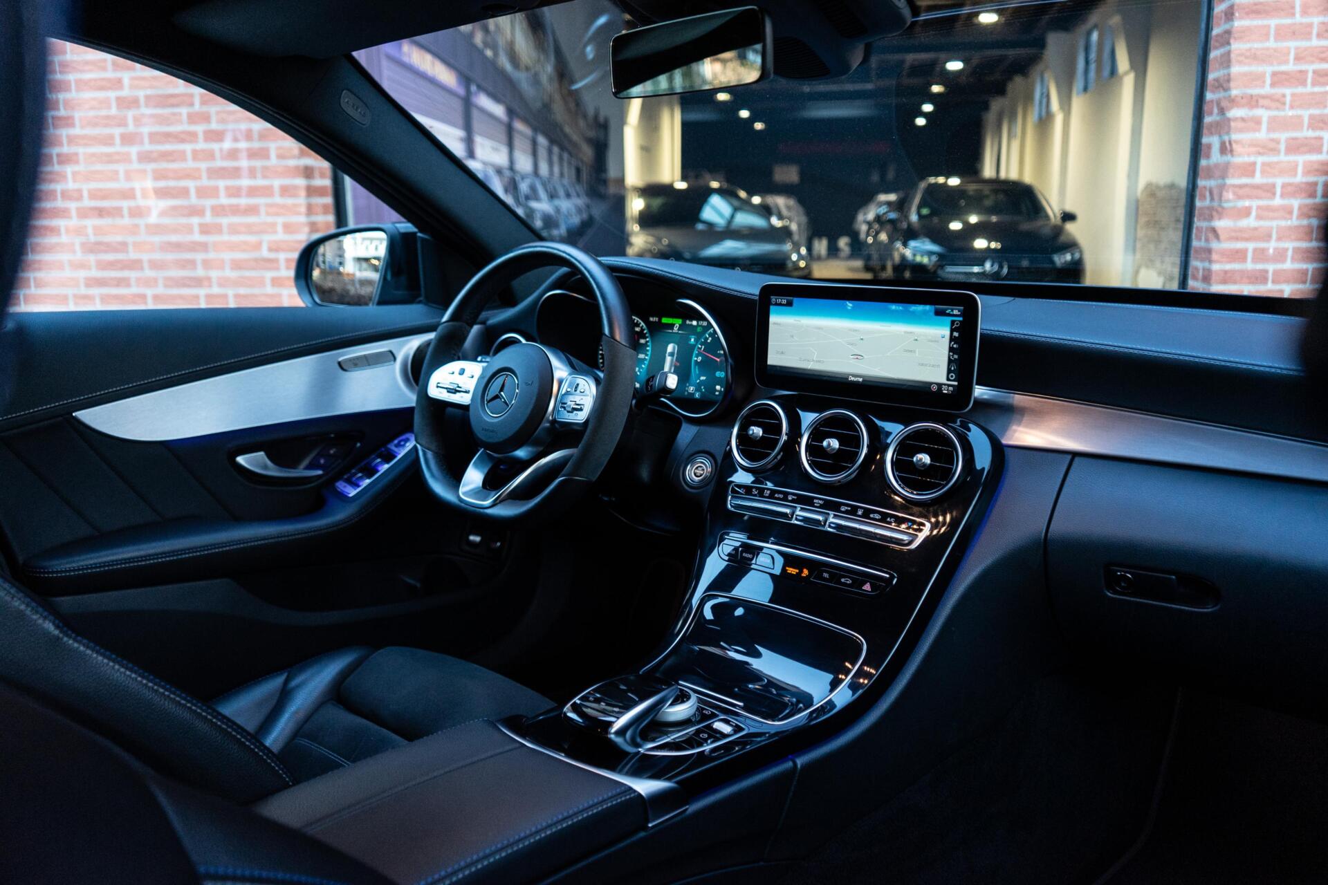 Foto van Mercedes-Benz C 300 E