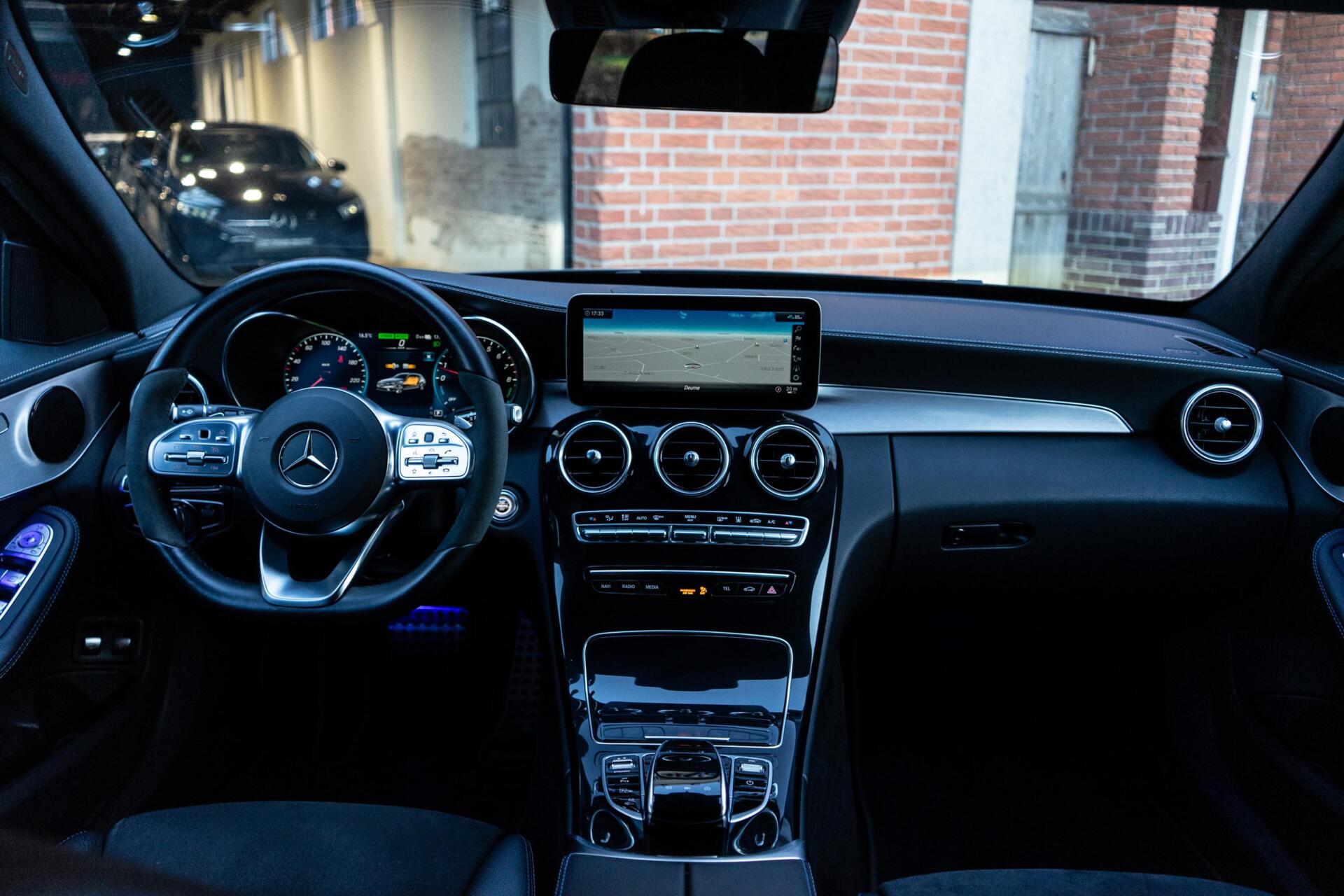 Foto van Mercedes-Benz C 300 E