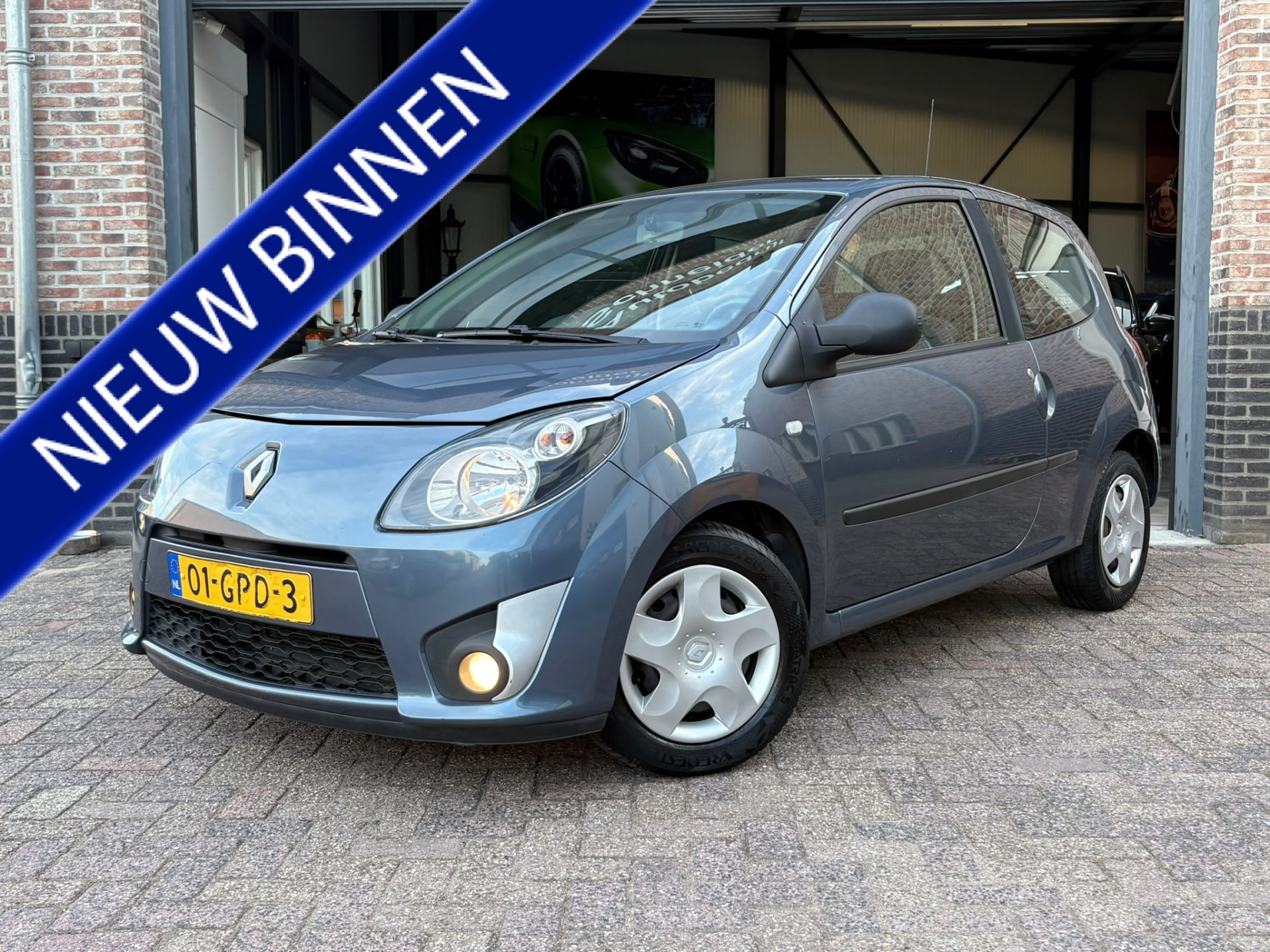 Renault Twingo 1.2-16V Dynamique Airco NL auto NAP 2008 - voorkant