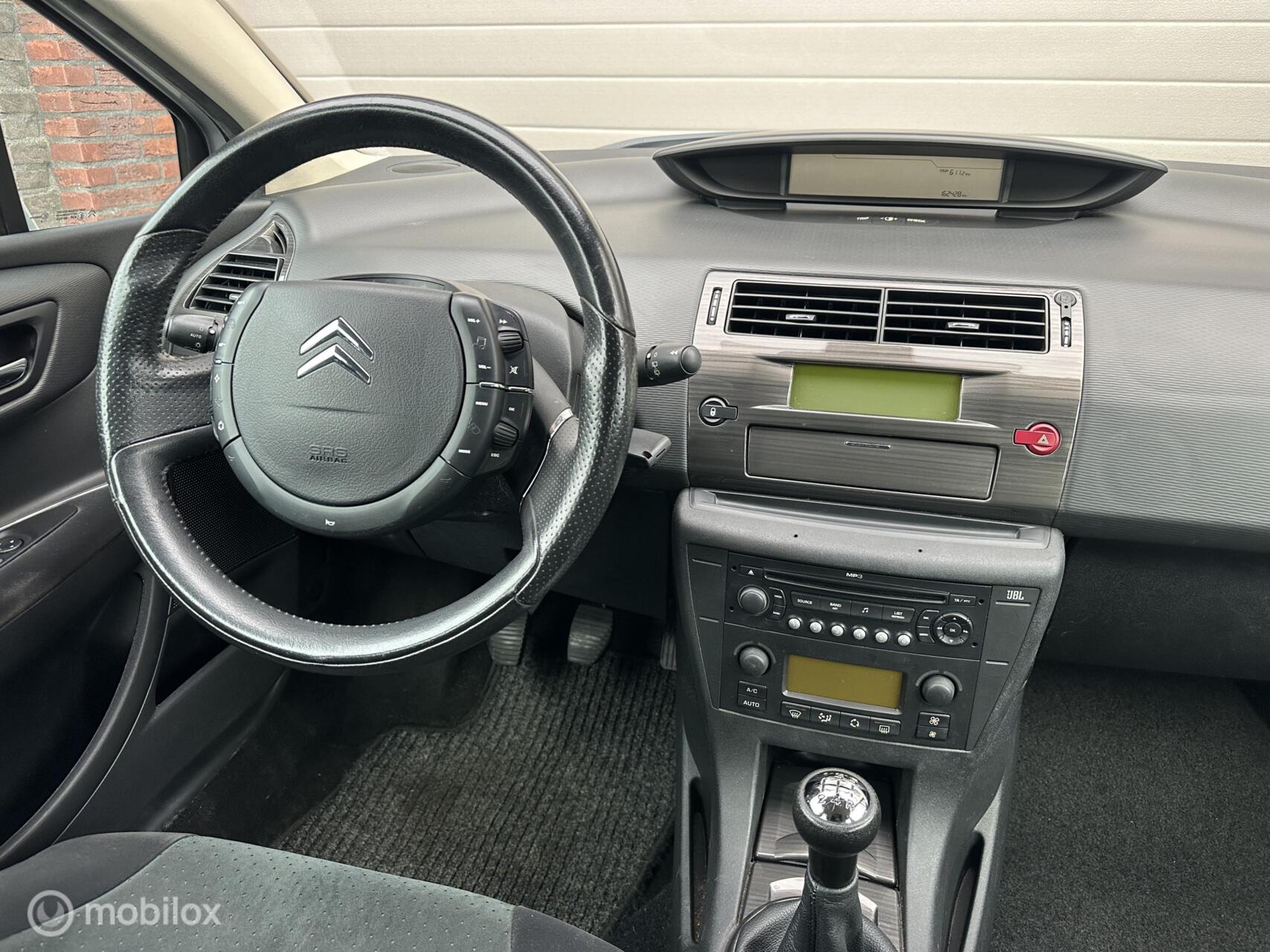 Foto van Citroen C4