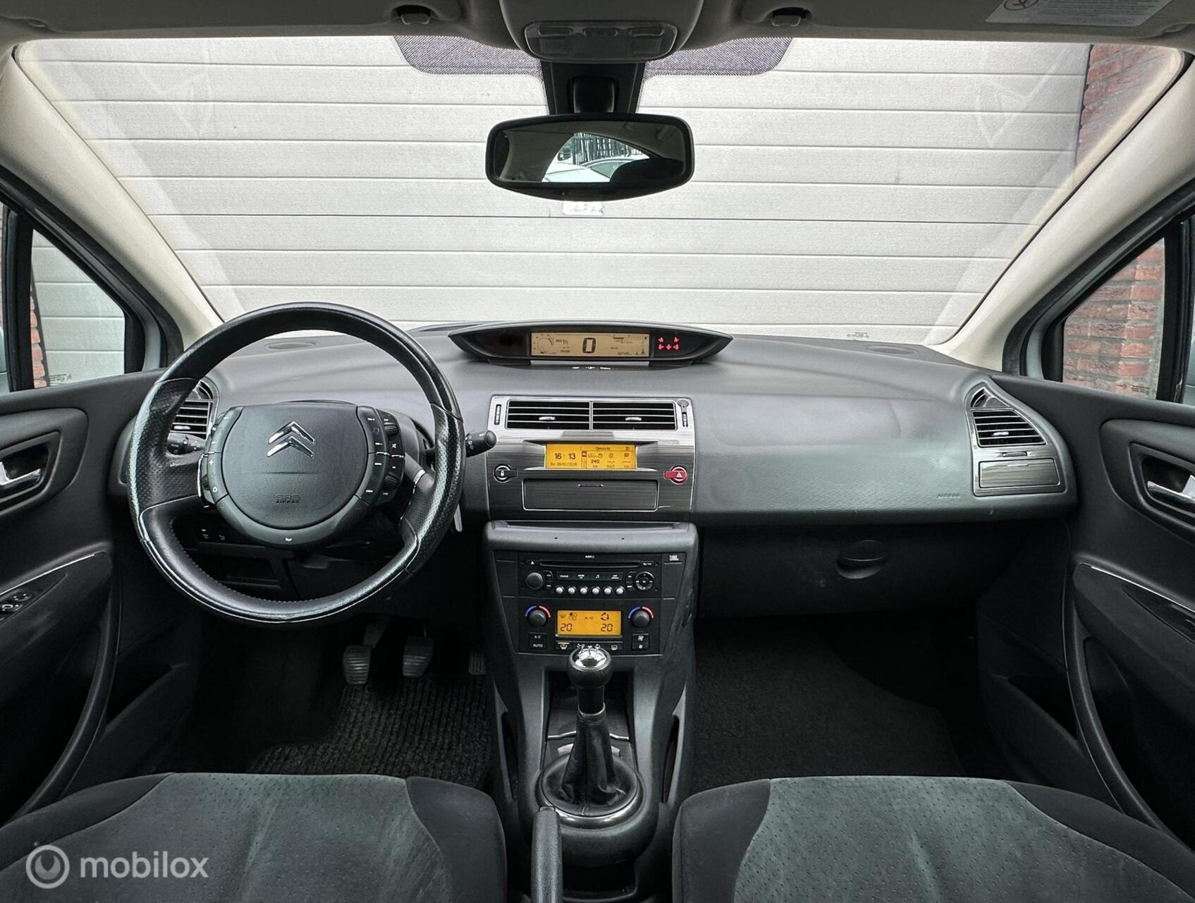 Foto van Citroen C4