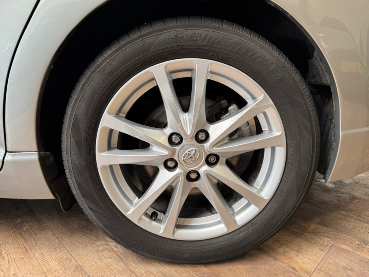 Foto van Toyota Toyota Avensis