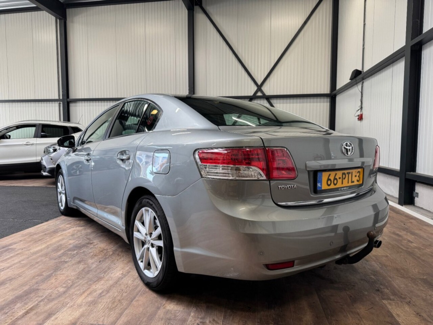 Foto van Toyota Toyota Avensis