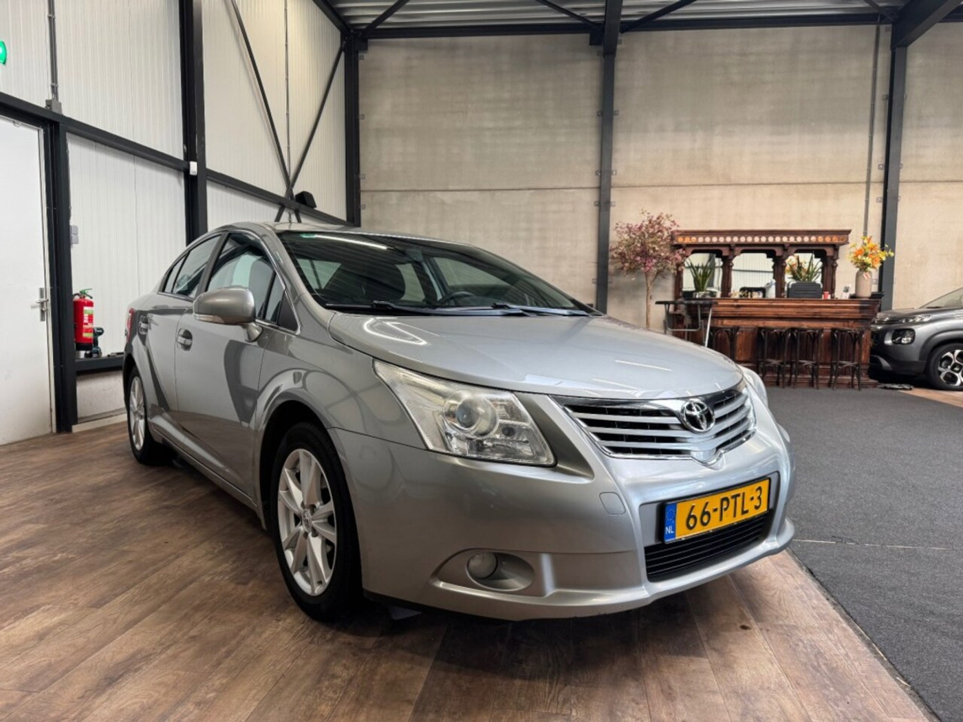 Foto van Toyota Toyota Avensis