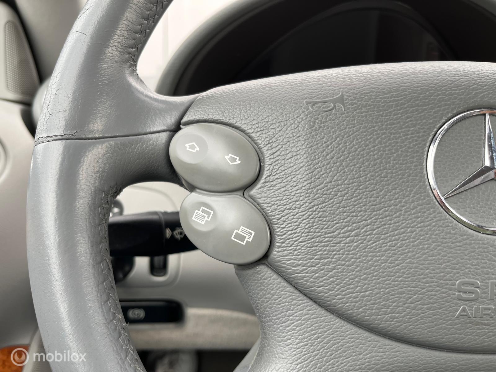 Foto van Mercedes-Benz CLK 200 Kompressor