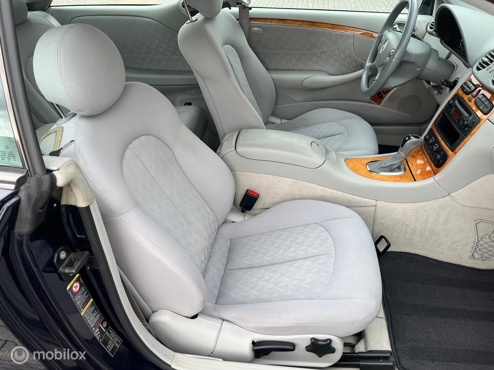 Foto van Mercedes-Benz CLK 200 Kompressor