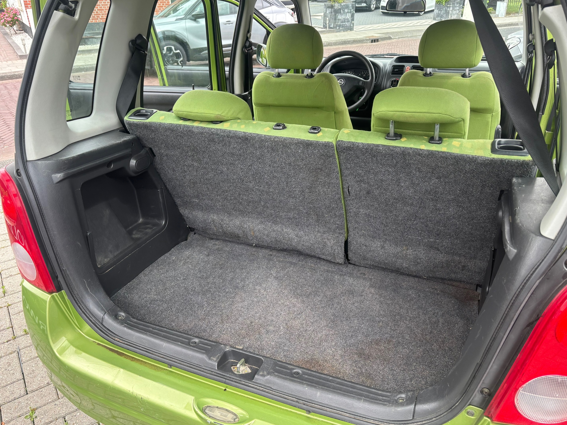 Foto van Opel Agila