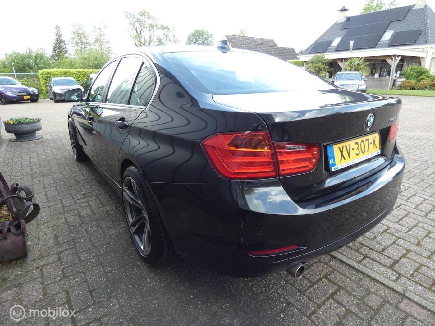 Foto van BMW 318d