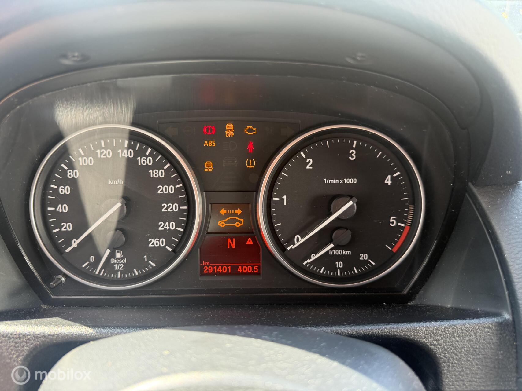 Foto van BMW X1 xDrive 18d