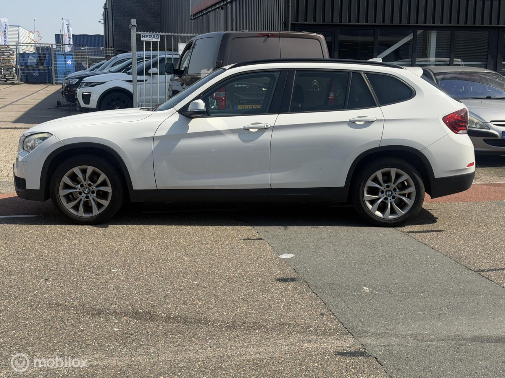 Foto van BMW X1 xDrive 18d