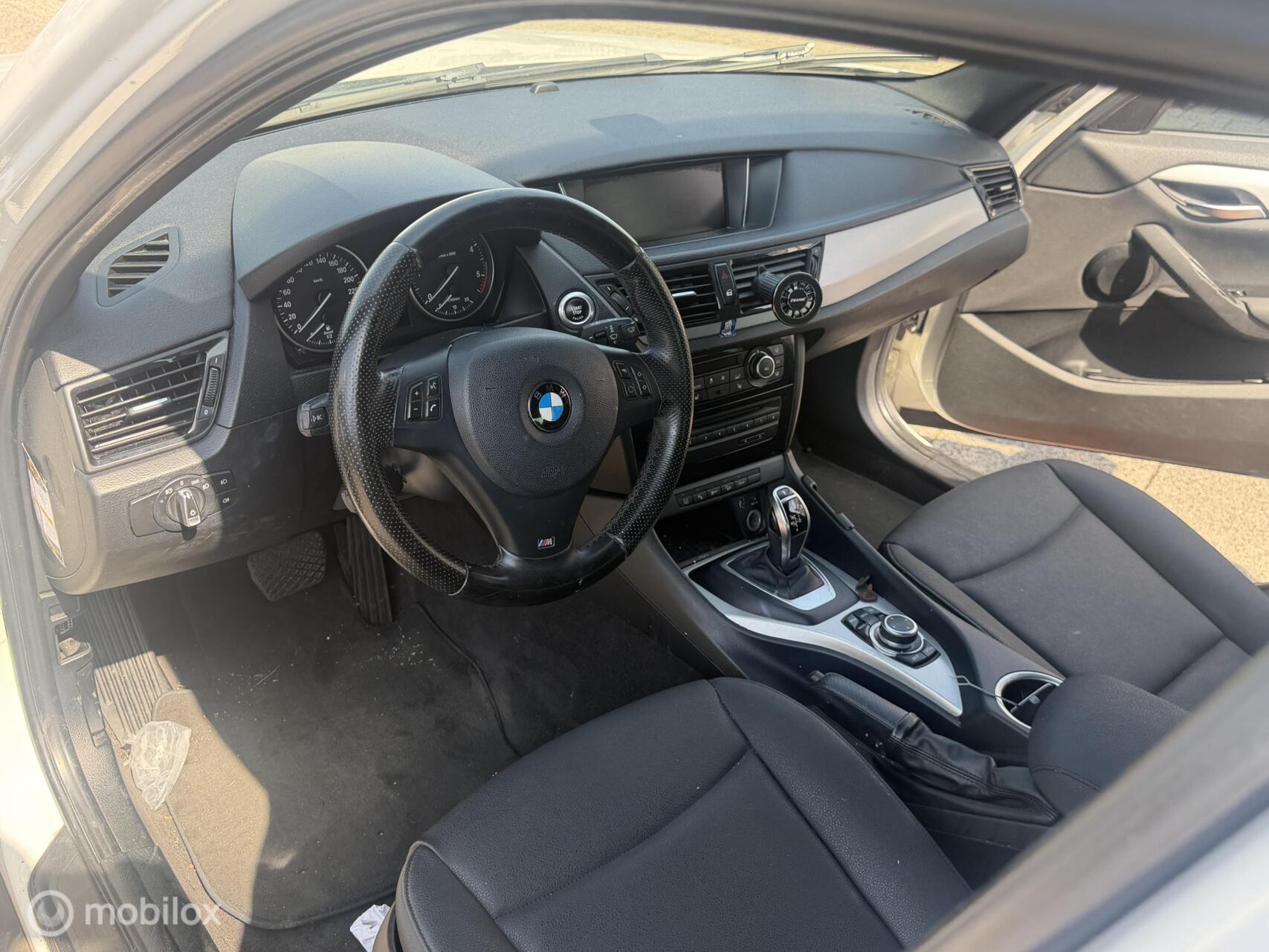 Foto van BMW X1 xDrive 18d