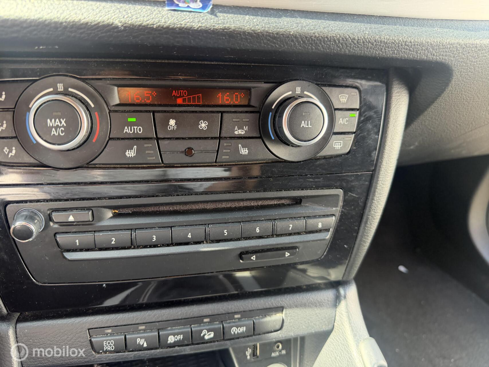 Foto van BMW X1 xDrive 18d