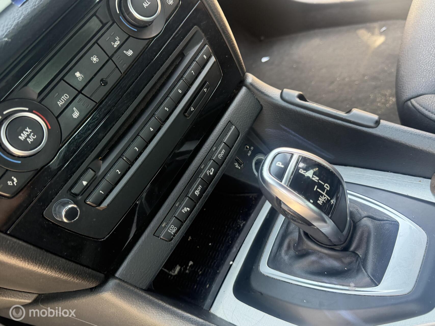 Foto van BMW X1 xDrive 18d