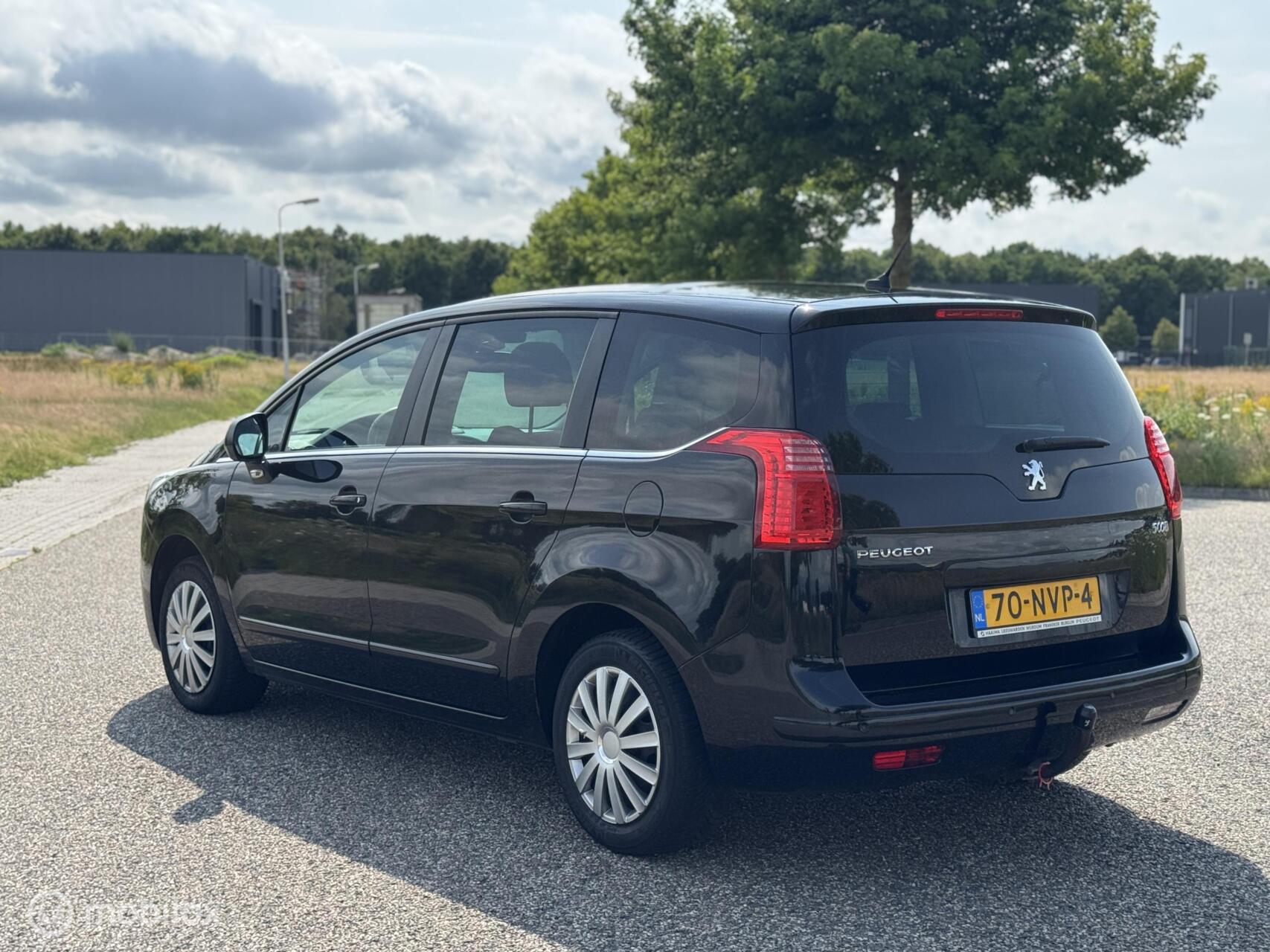 Foto van Peugeot 5008
