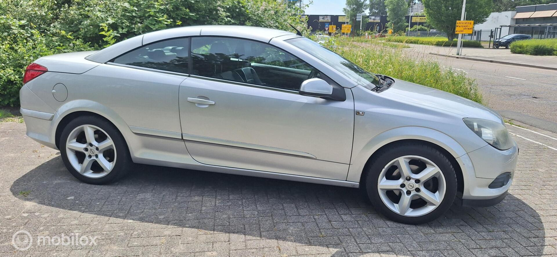 Foto van Opel Astra Twin Top
