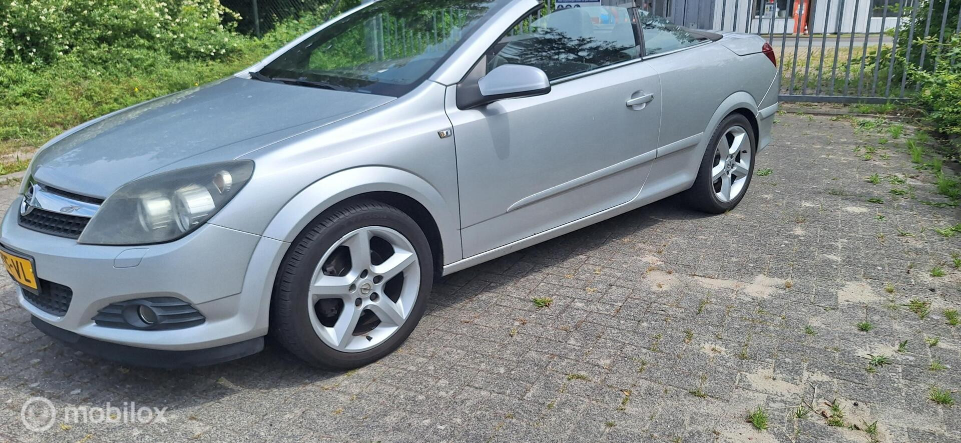 Foto van Opel Astra Twin Top