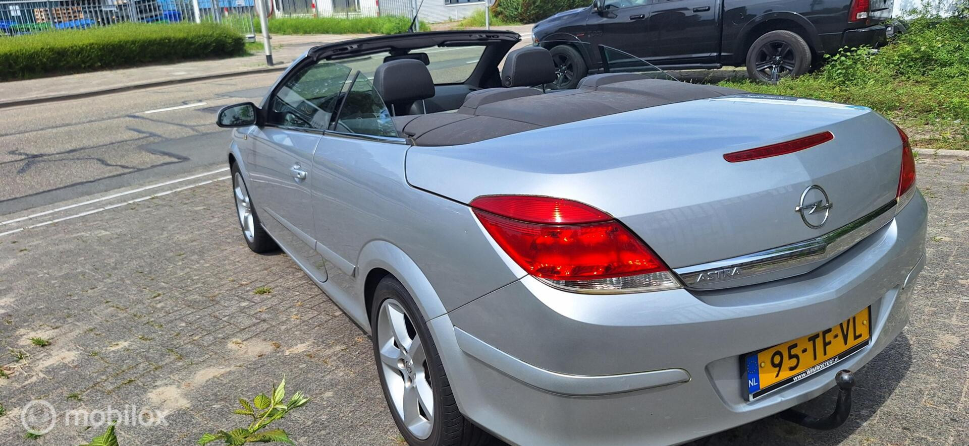 Foto van Opel Astra Twin Top