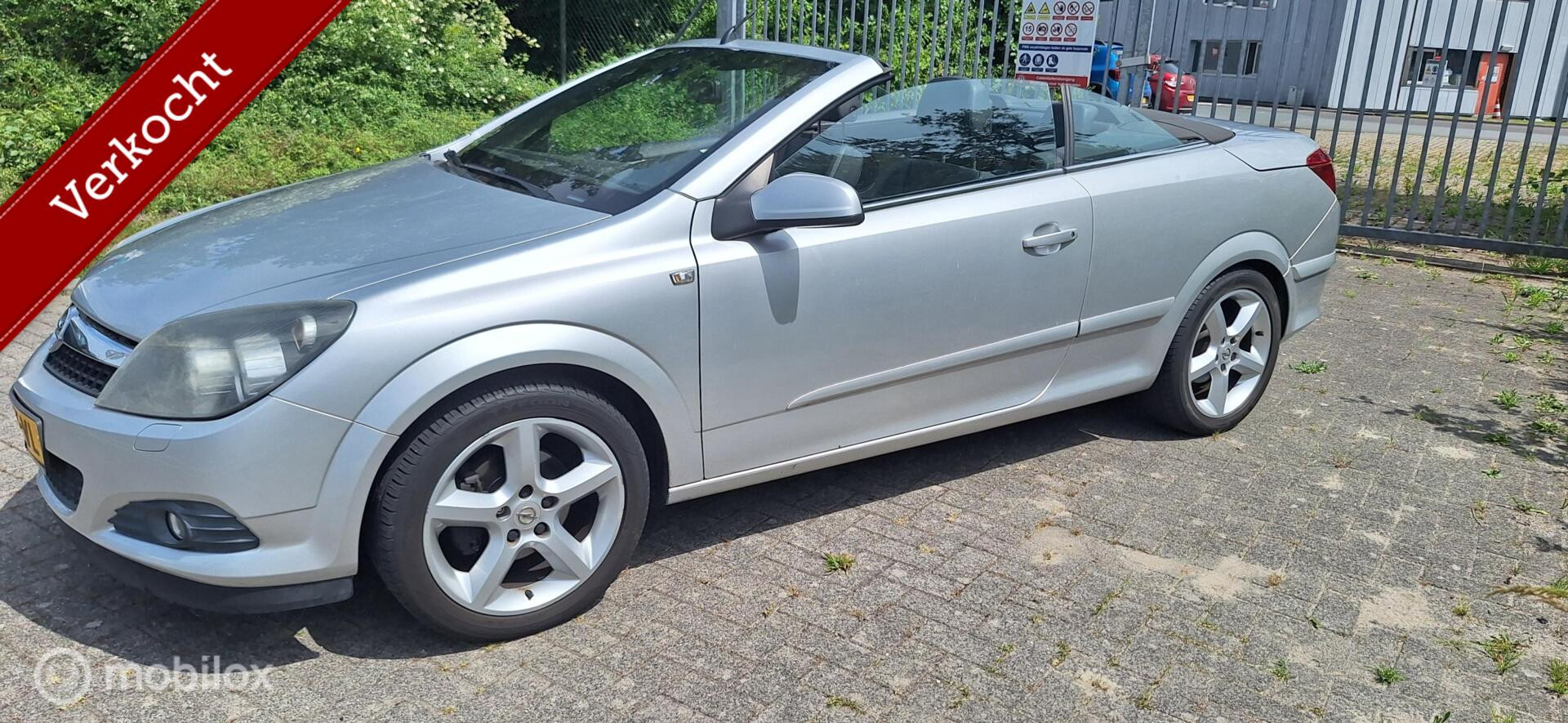 Opel Astra Twin Top 1.8 Enjoy 2006 - voorkant