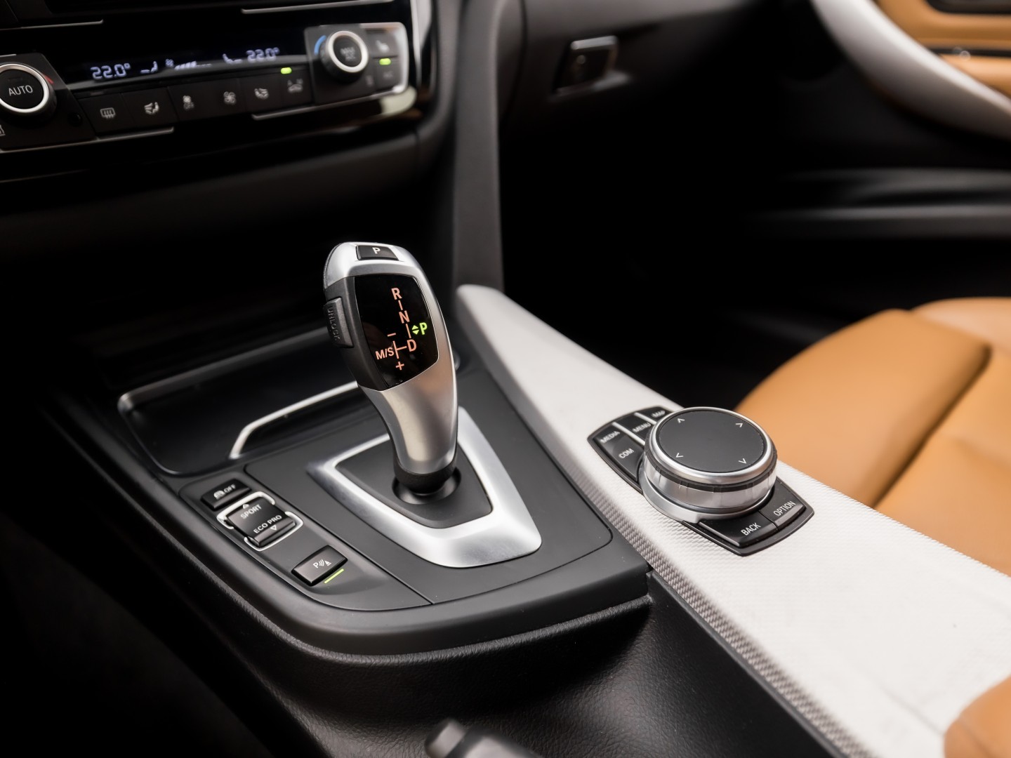 Foto van BMW 318i