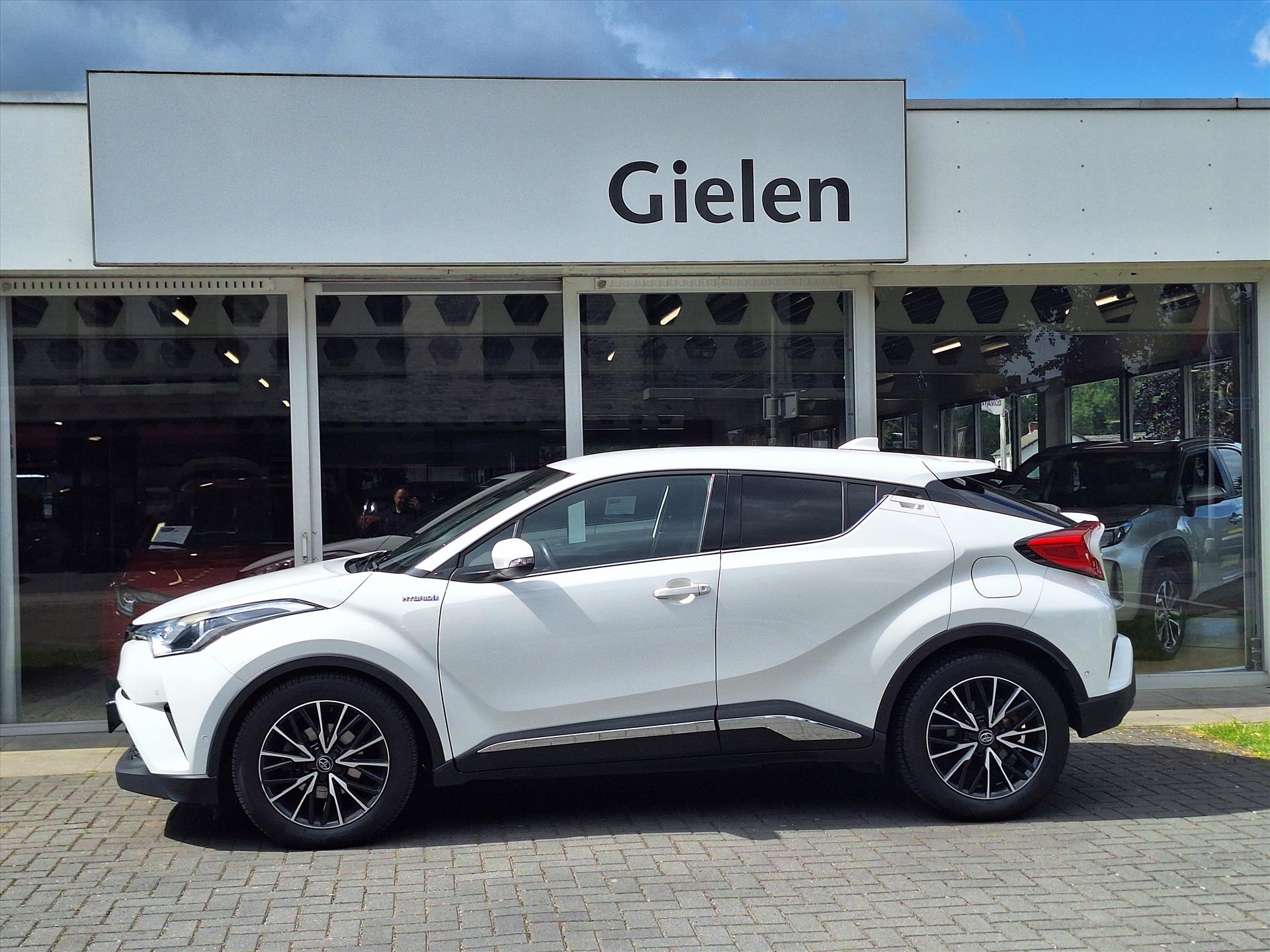 Foto van Toyota Toyota C-hr