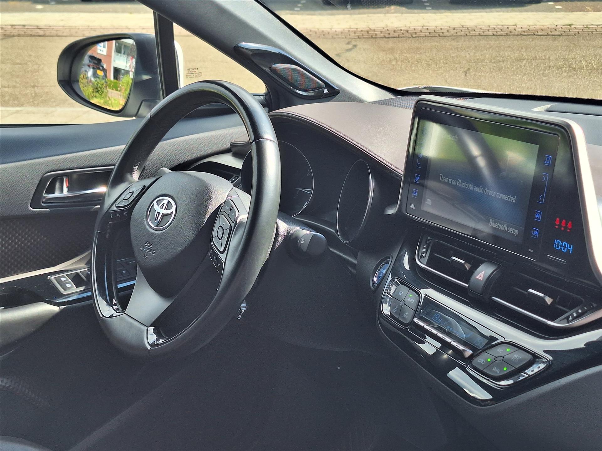 Foto van Toyota Toyota C-hr