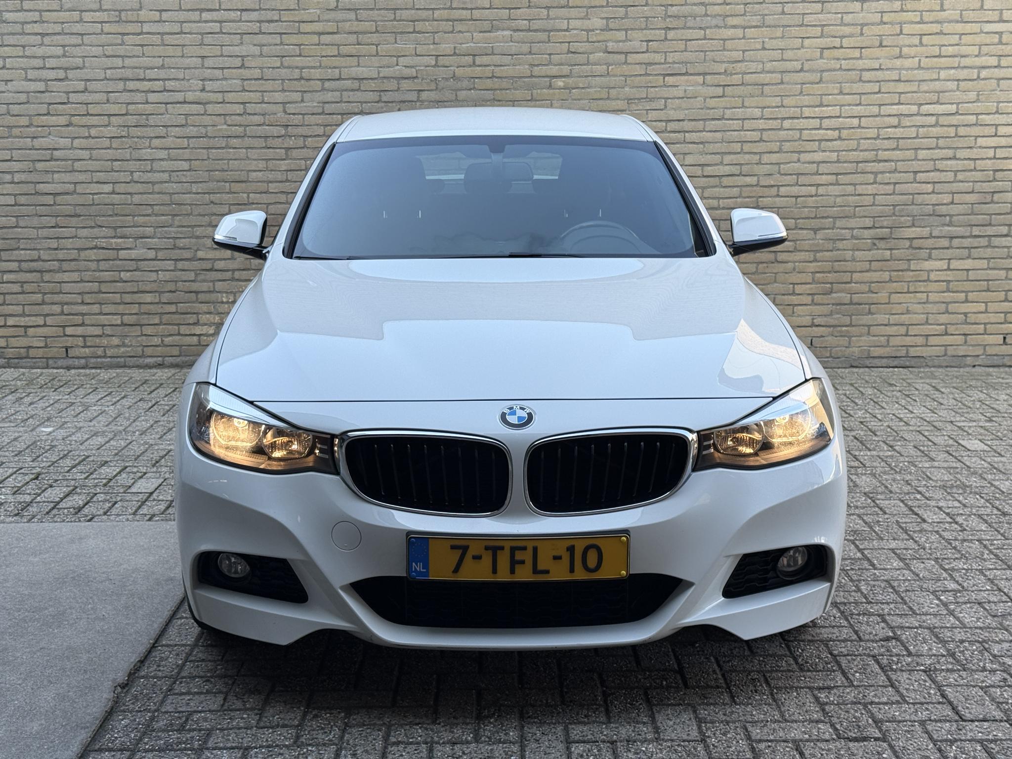 Foto van BMW 320i