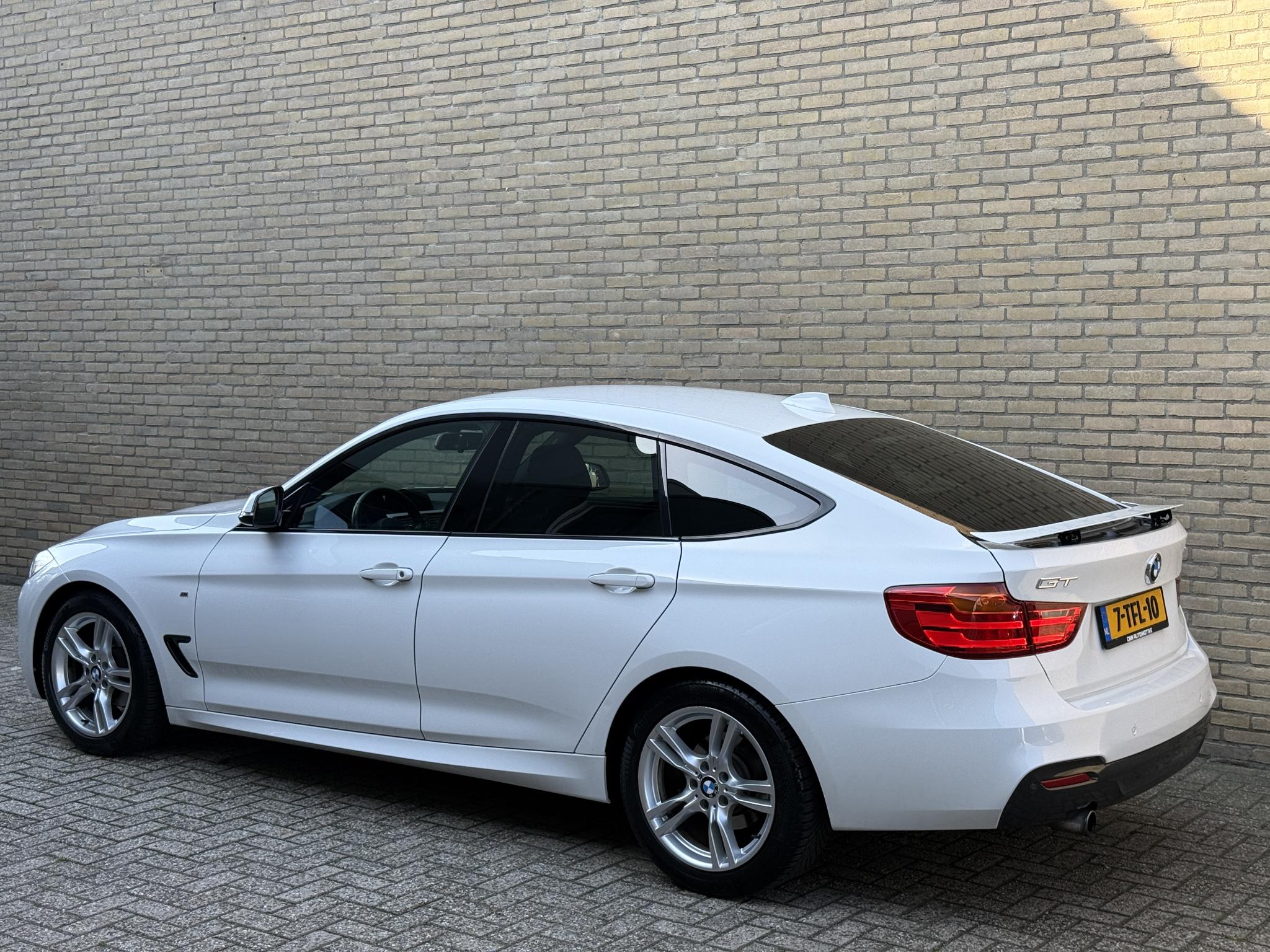 Foto van BMW 320i