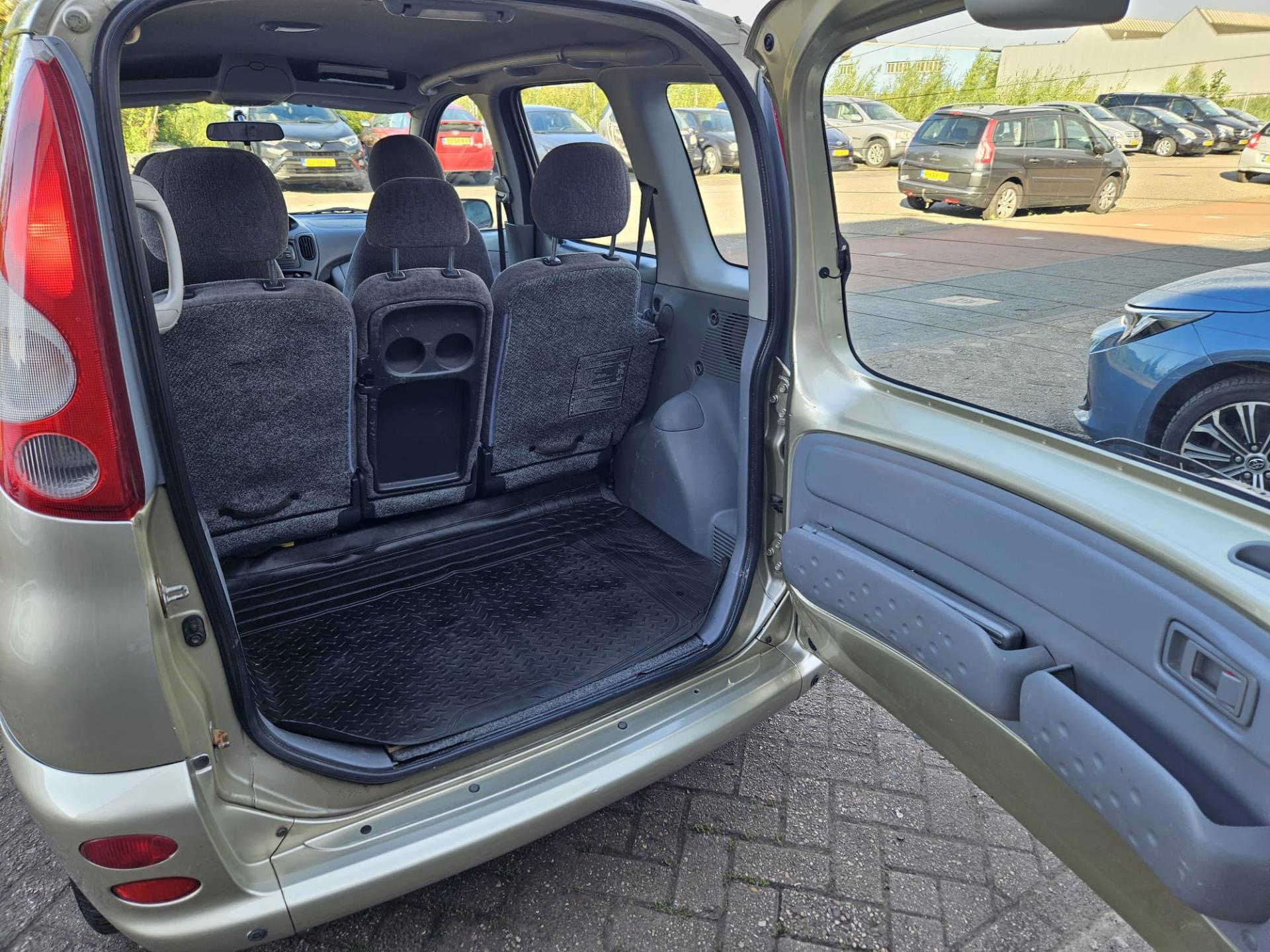 Foto van Toyota Toyota Yaris Verso