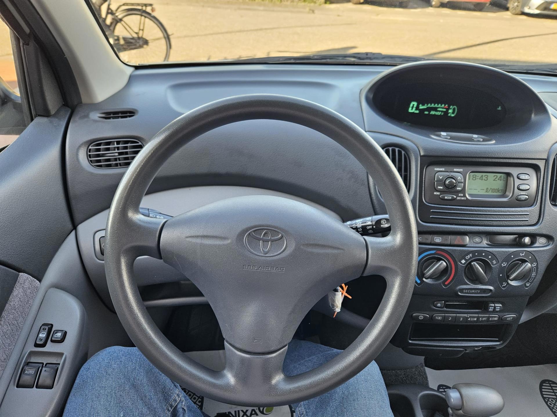Foto van Toyota Toyota Yaris Verso