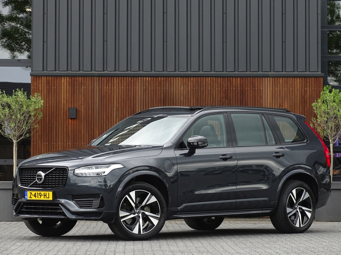 Volvo Xc90 T8 407PK Recharge AWD R-Design / 360° / Pano / 7 Pers / Harman K 2020 - voorkant