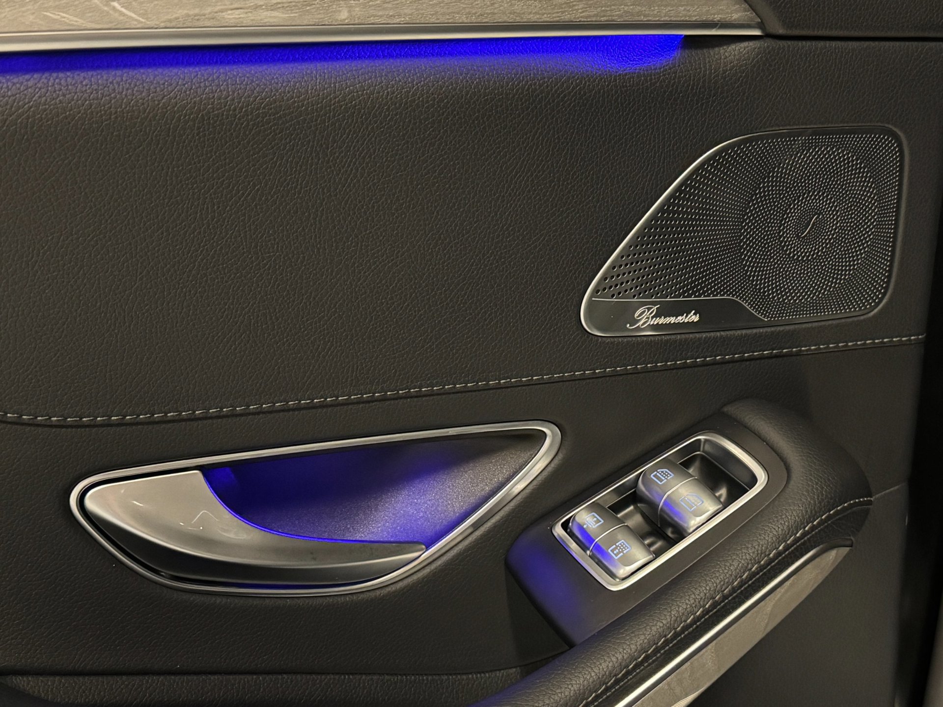 Foto van Mercedes-Benz S 500 4Matic