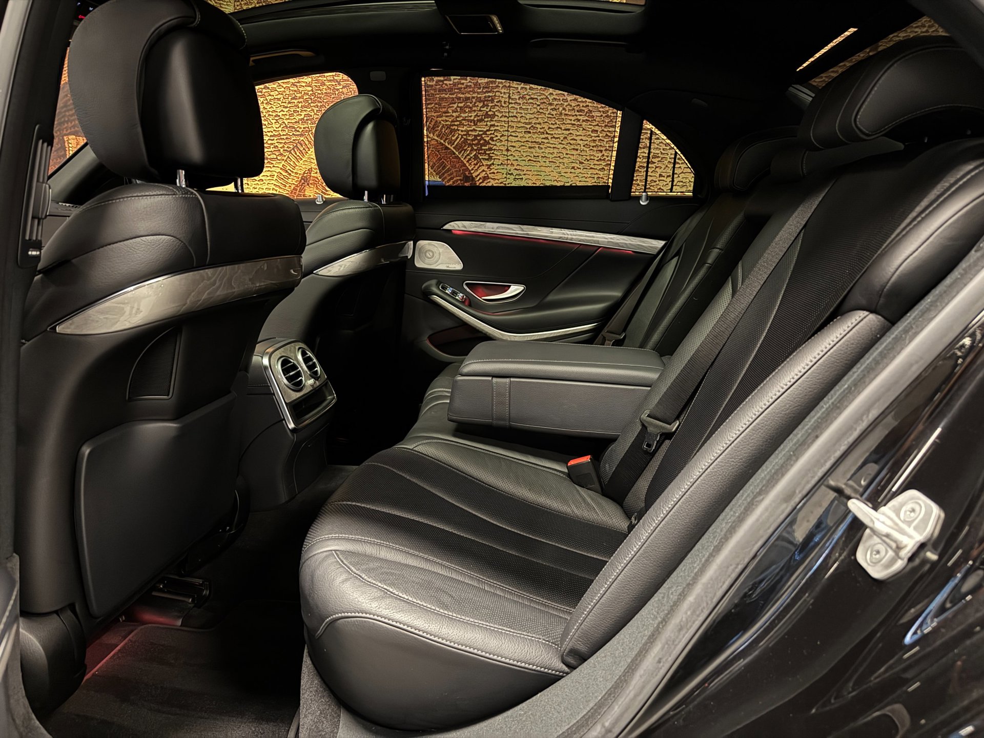 Foto van Mercedes-Benz S 500 4Matic