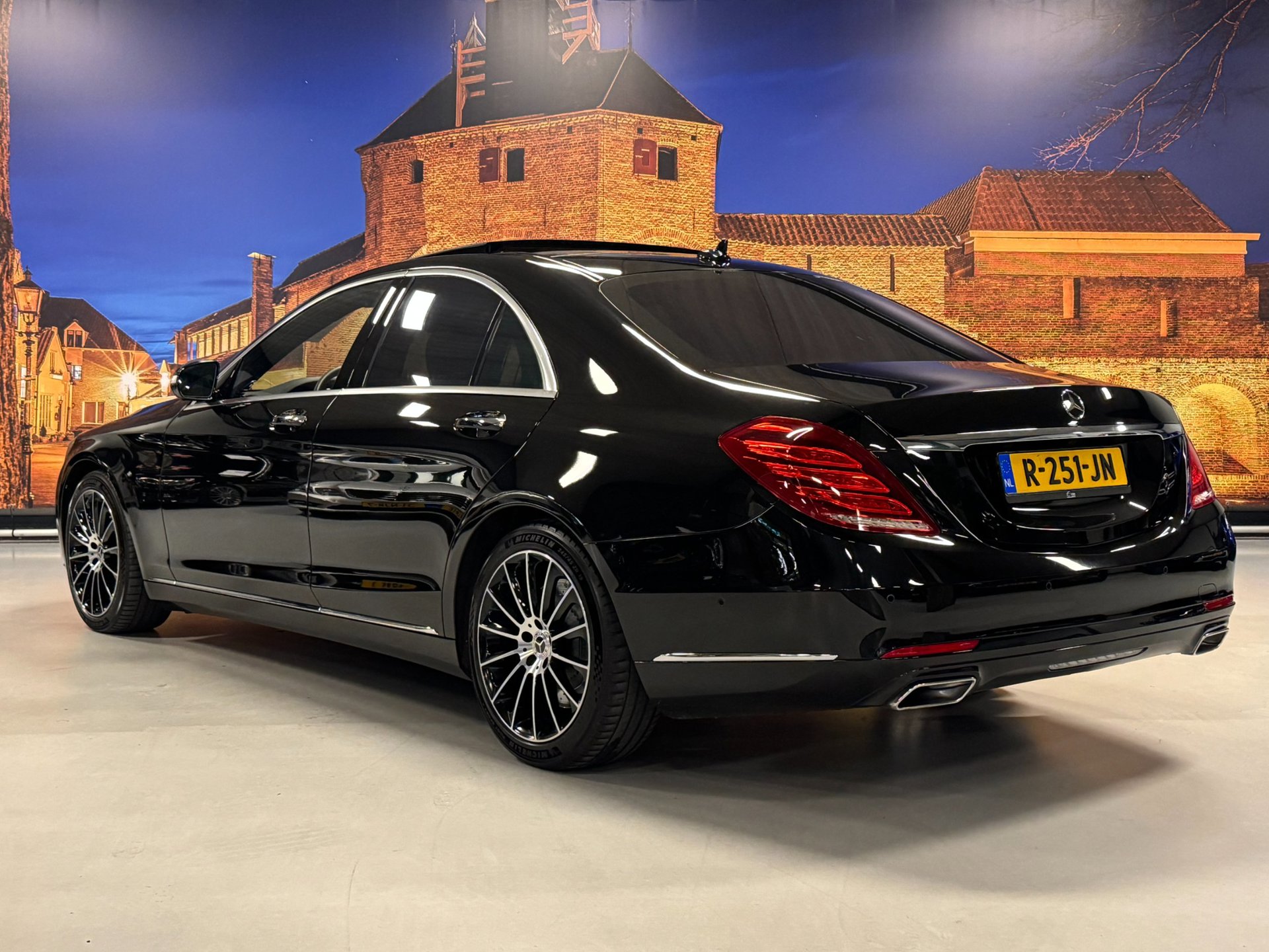 Foto van Mercedes-Benz S 500 4Matic