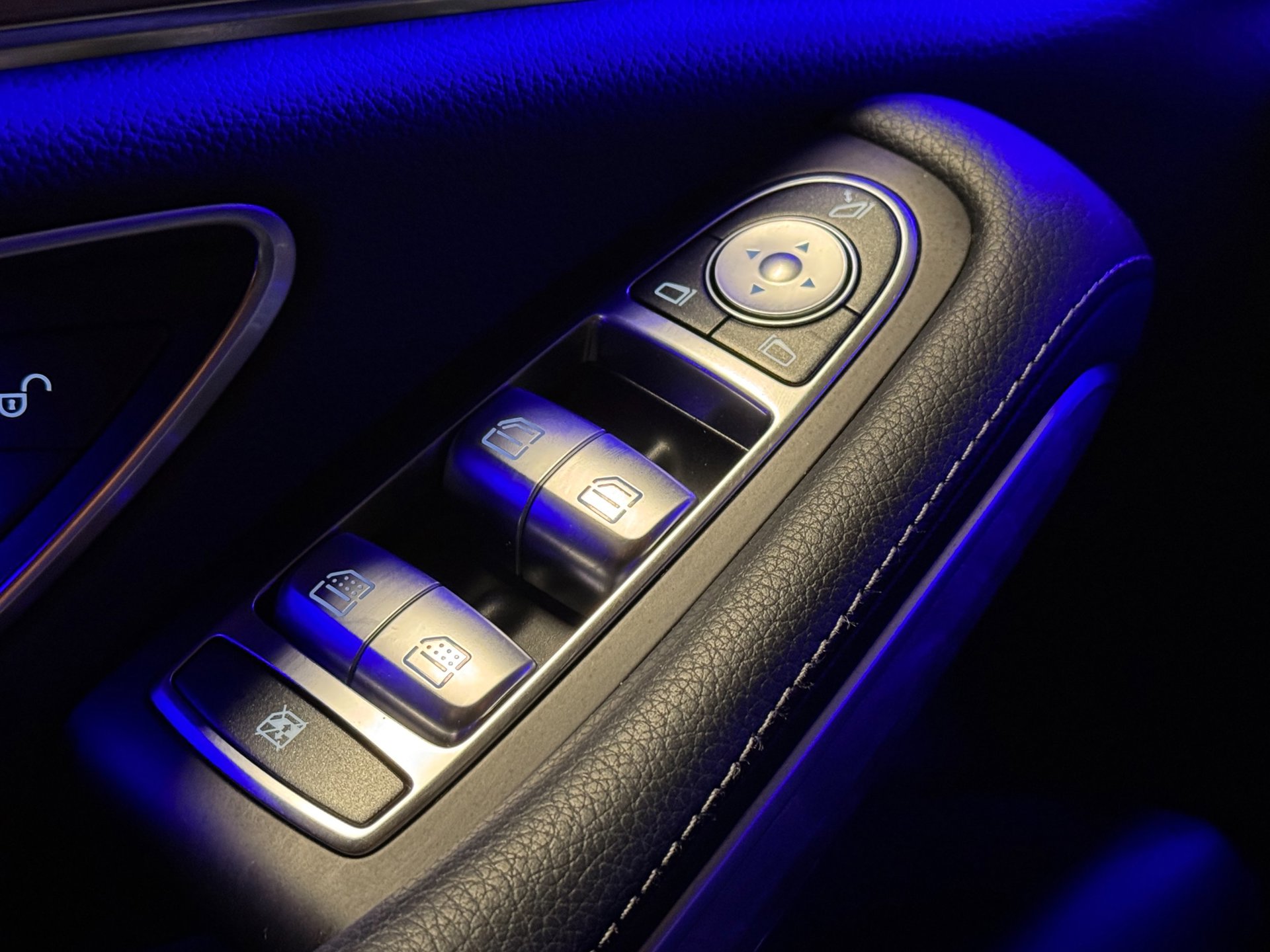 Foto van Mercedes-Benz S 500 4Matic