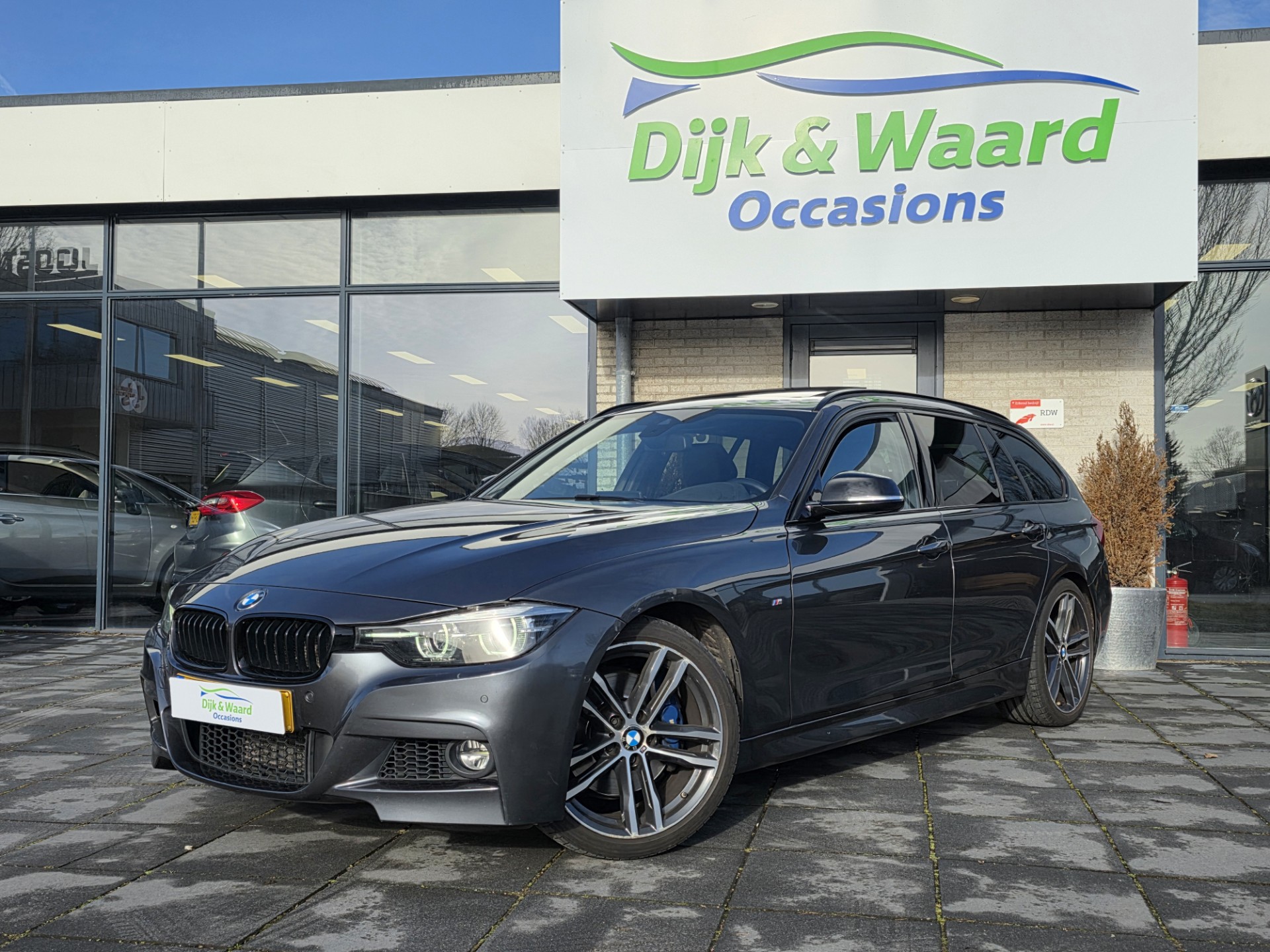 Foto van BMW 318i