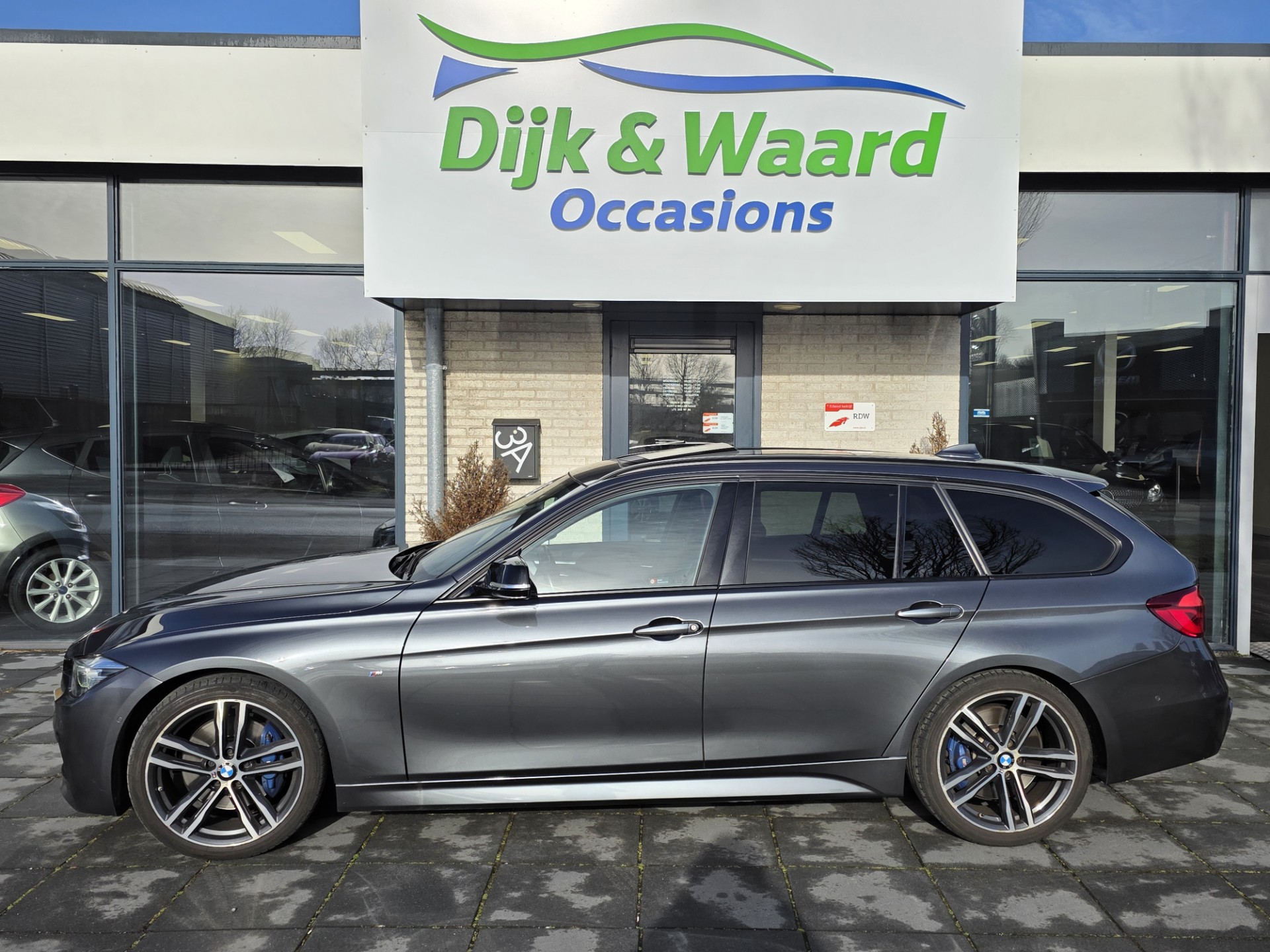 Foto van BMW 318i