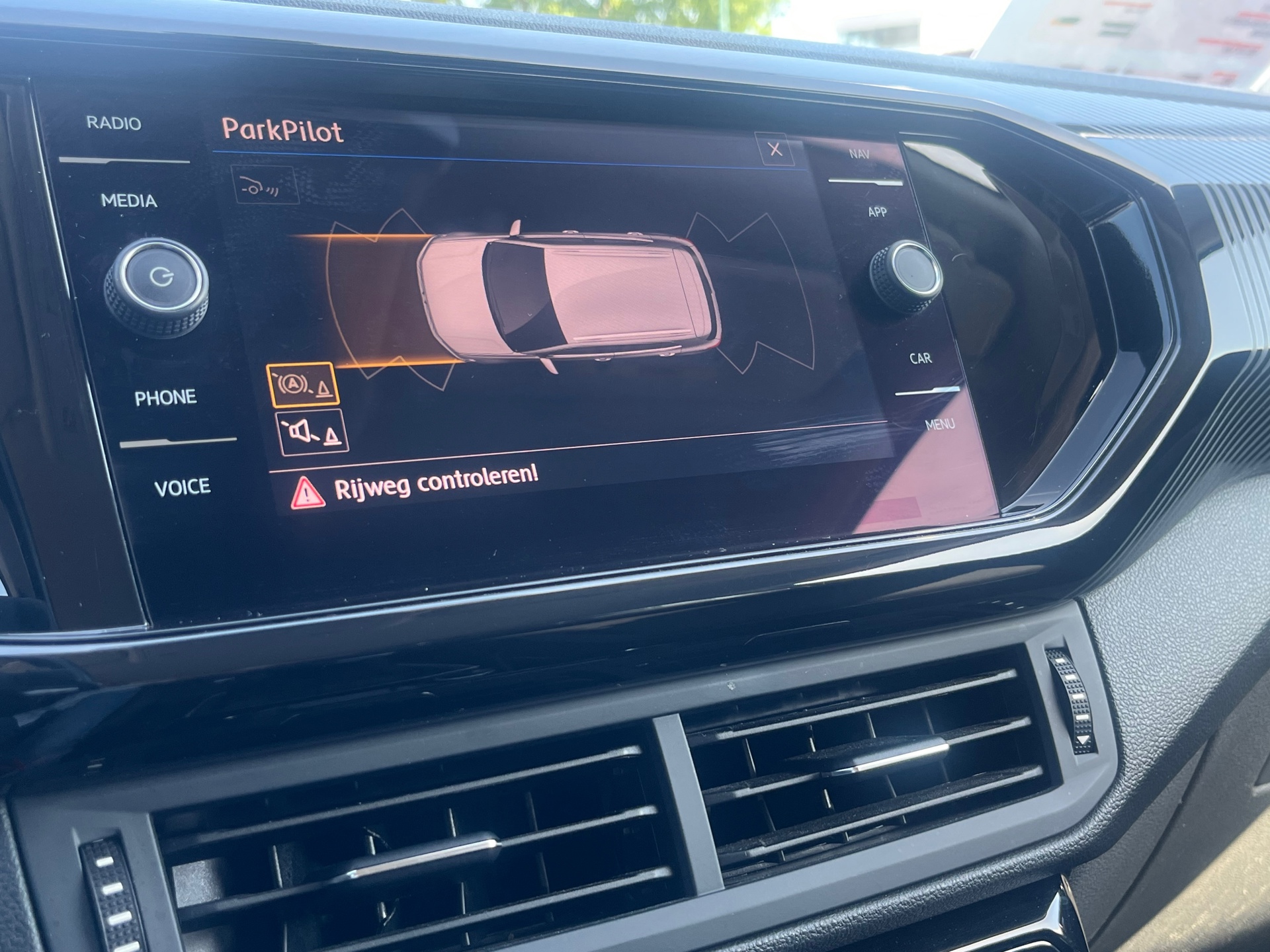 Foto van Volkswagen T-cross
