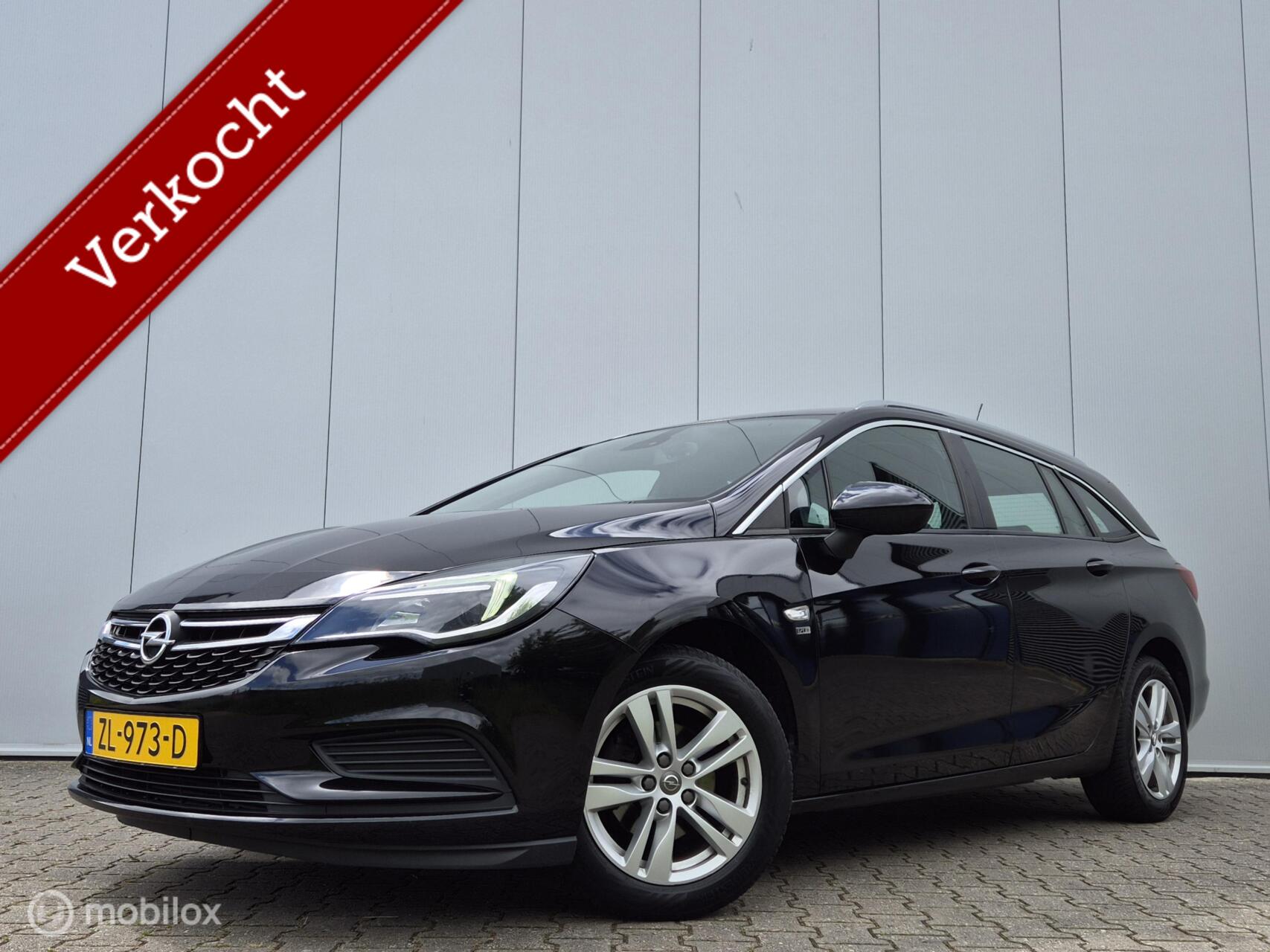 Opel Astra Sports Tourer 1.4 TURBO 120 JAAR EDITION/TREKHAAK/LED/16''LMV 2019 - voorkant