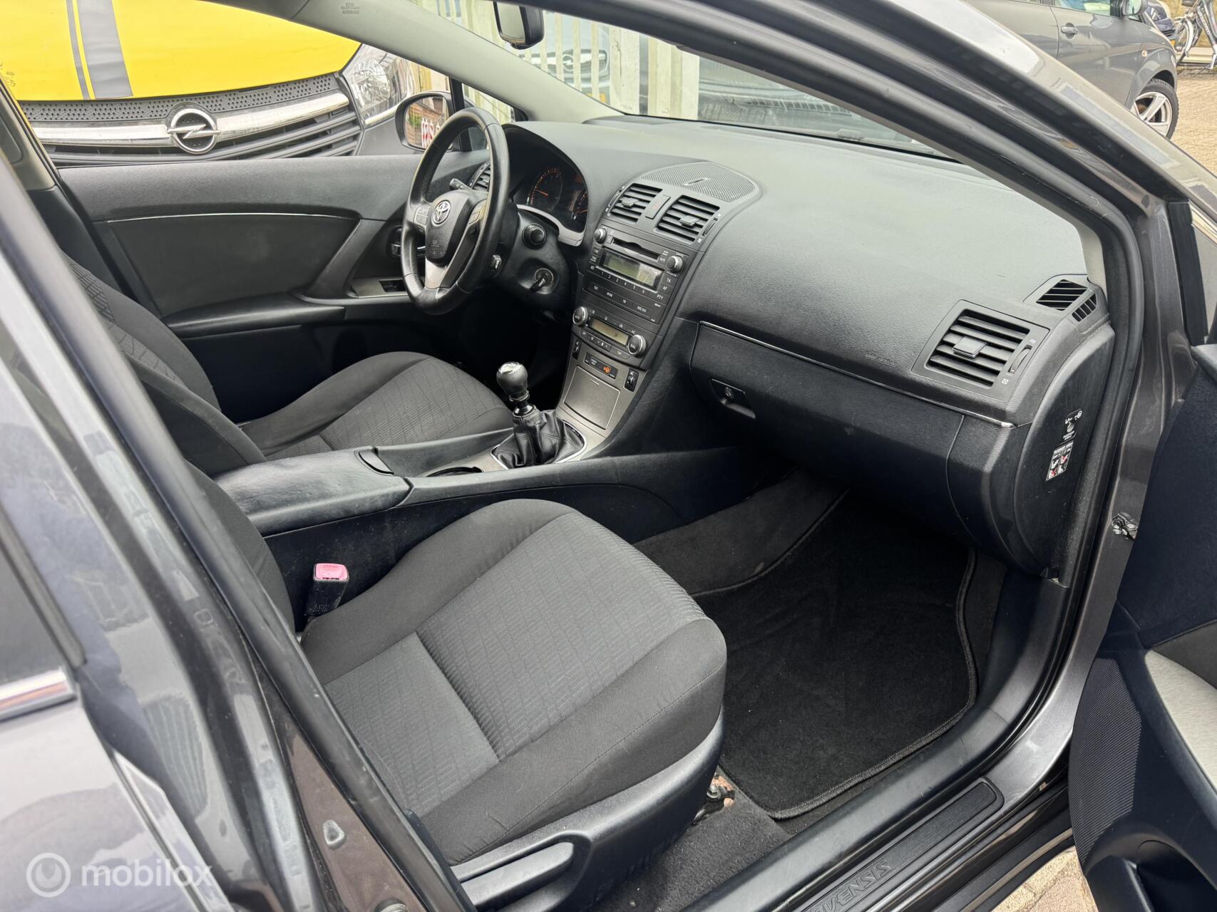 Foto van Toyota Toyota Avensis