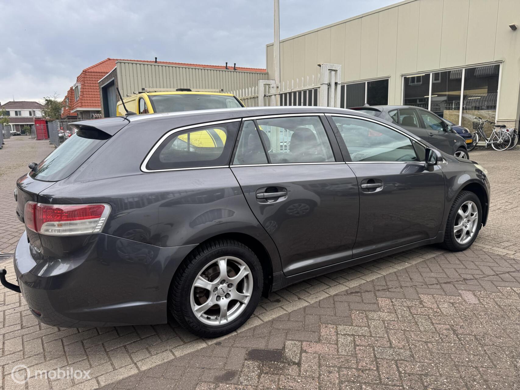 Foto van Toyota Toyota Avensis