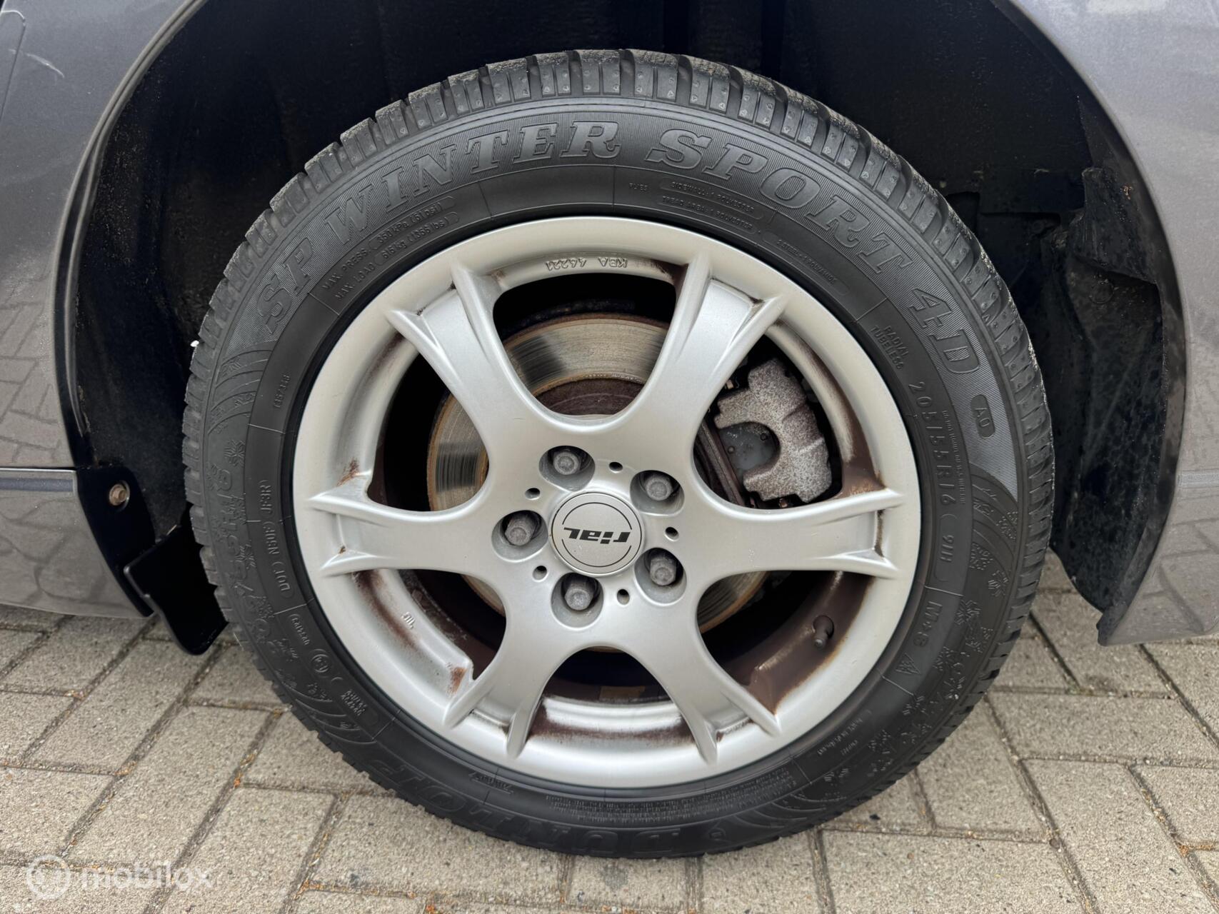 Foto van Toyota Toyota Avensis