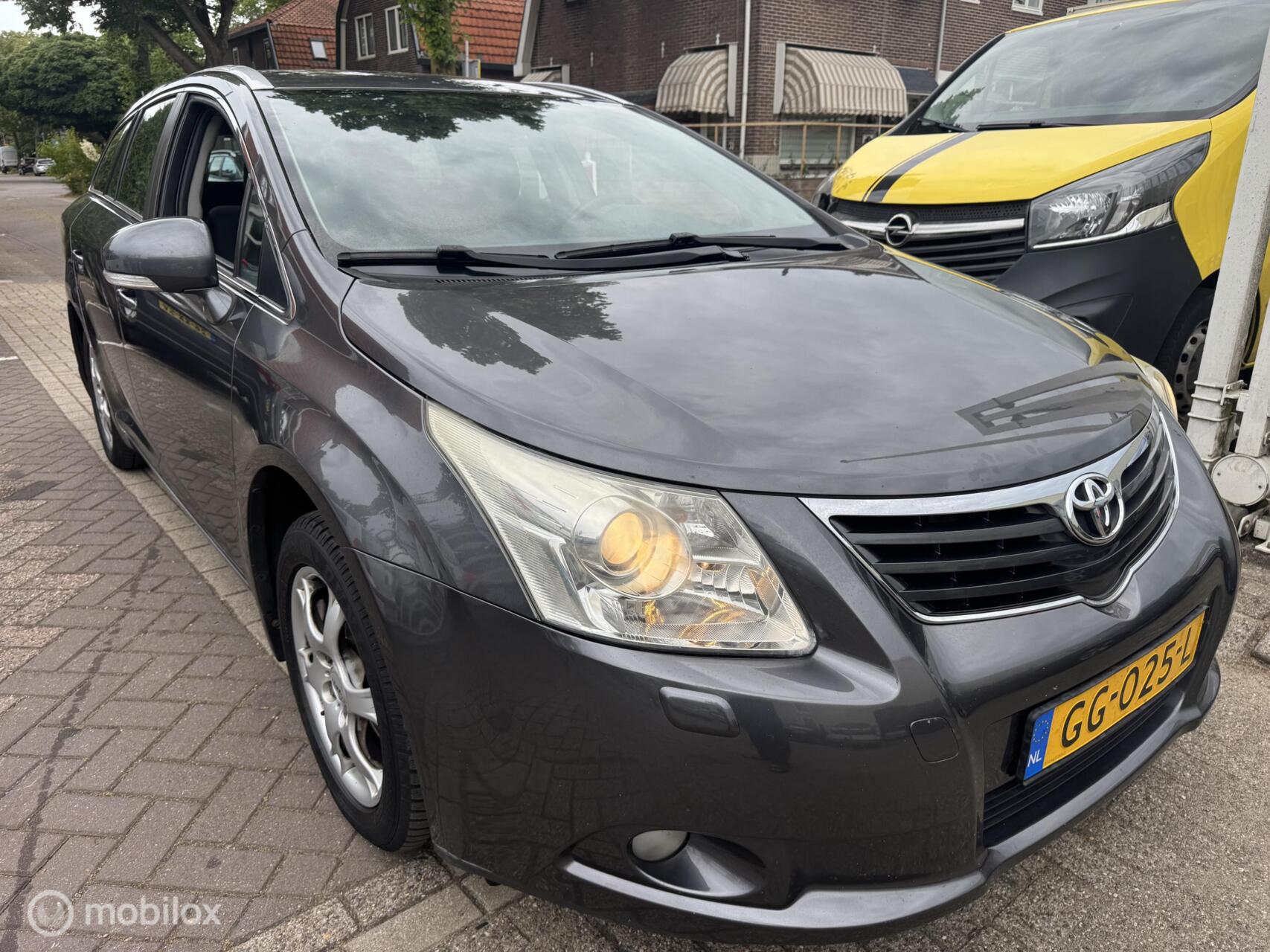 Foto van Toyota Toyota Avensis