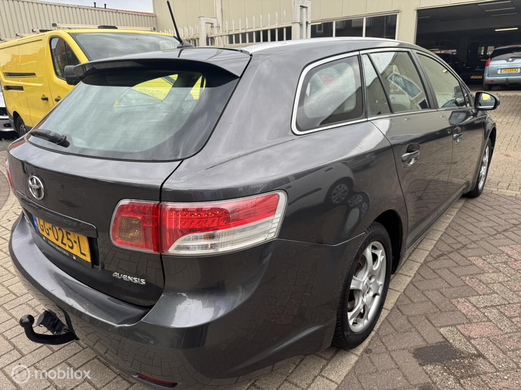 Foto van Toyota Toyota Avensis