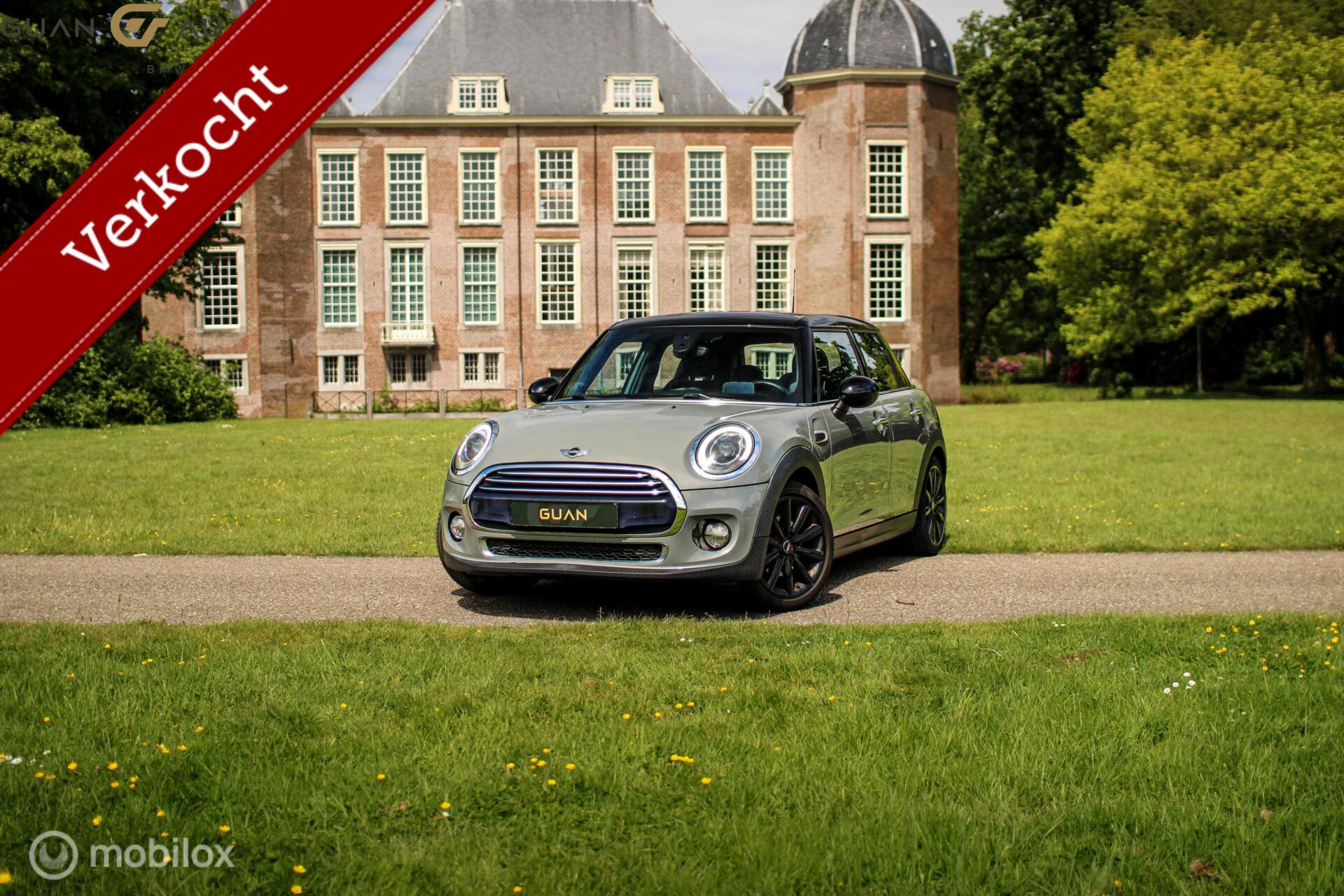 Foto van MINI COOPER