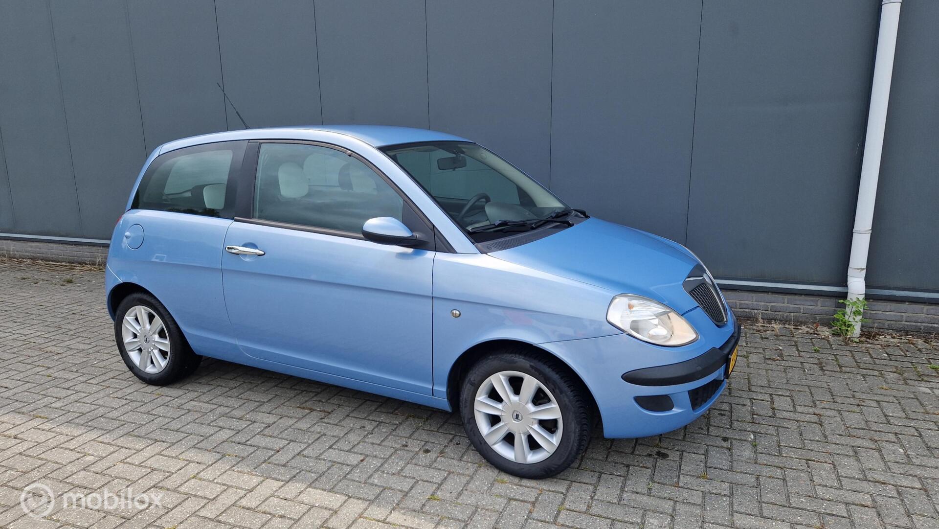Foto van LANCIA LANCIA YPSILON