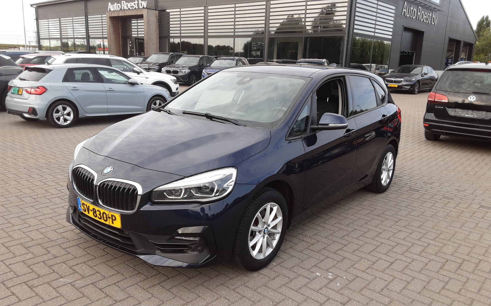 BMW 2-serie Active Tourer 216i C.L. Executive 2018 - voorkant