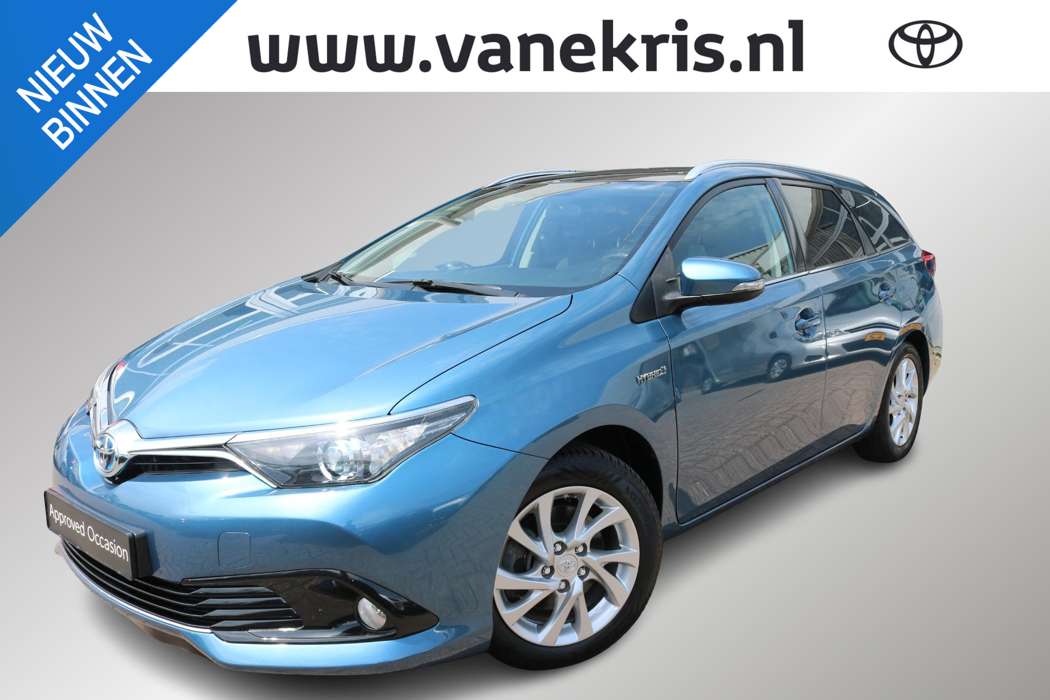 Toyota Toyota Auris 1.8 Hybrid Lease, Panodak 2015 - voorkant