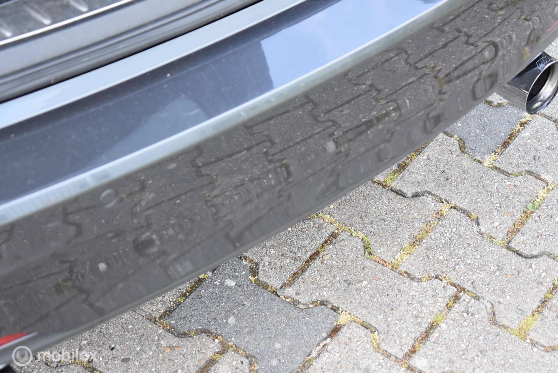Foto van BMW 330i