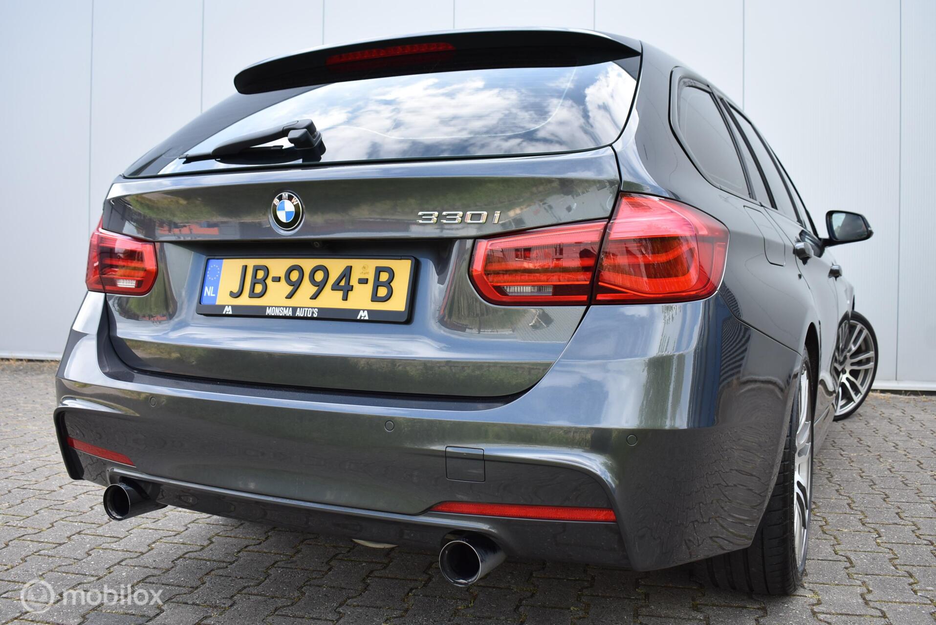 Foto van BMW 330i
